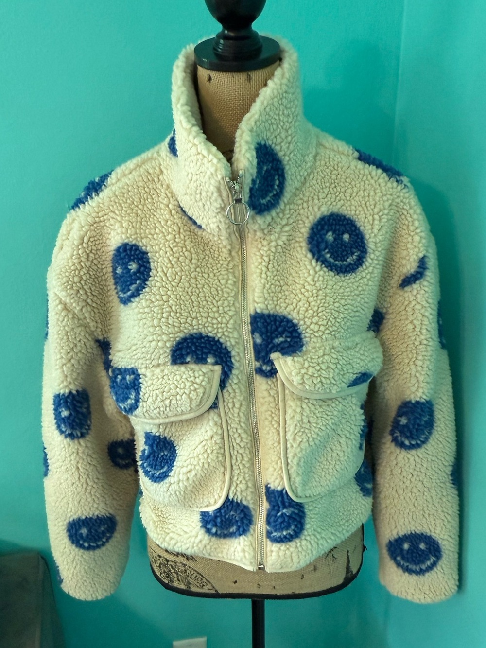 EUC Anthropologie Elodie Teddy Fleece Happy Face Jacket w/Front Pockets Size S